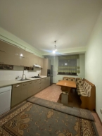 Продаю 2-к квартиру (77 м²) в Бишкеке