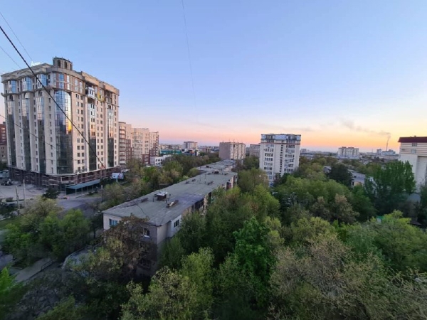 Продаю 3-к квартиру (80 м²) в Бишкеке