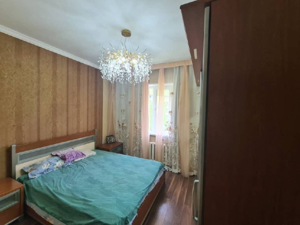 Продаю 3-к квартиру (80 м²) в Бишкеке