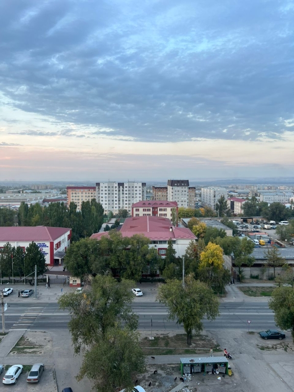 Продаю 2-к квартиру (67 м²) в Бишкеке
