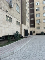 Продаю 2-к квартиру (67 м²) в Бишкеке