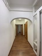 Продаю 3-к квартиру (90 м²) в Бишкеке