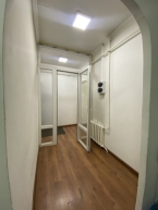Продаю 3-к квартиру (90 м²) в Бишкеке
