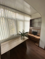 Продаю 3-к квартиру (90 м²) в Бишкеке