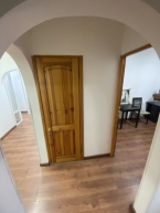 Продаю 3-к квартиру (90 м²) в Бишкеке