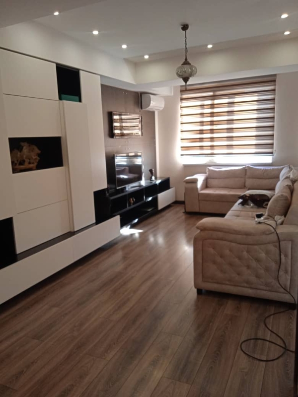 Продаю 3-к квартиру (85 м²) в Бишкеке