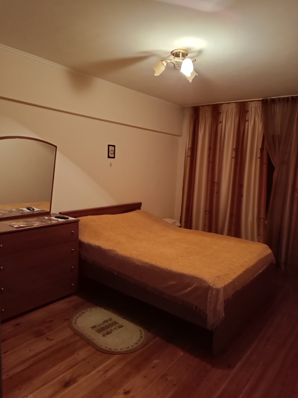 Продаю 2-к квартиру (48 м²) в Бишкеке