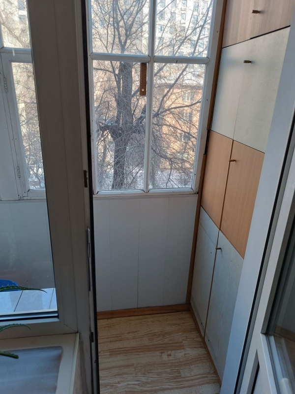 Продаю 2-к квартиру (48 м²) в Бишкеке