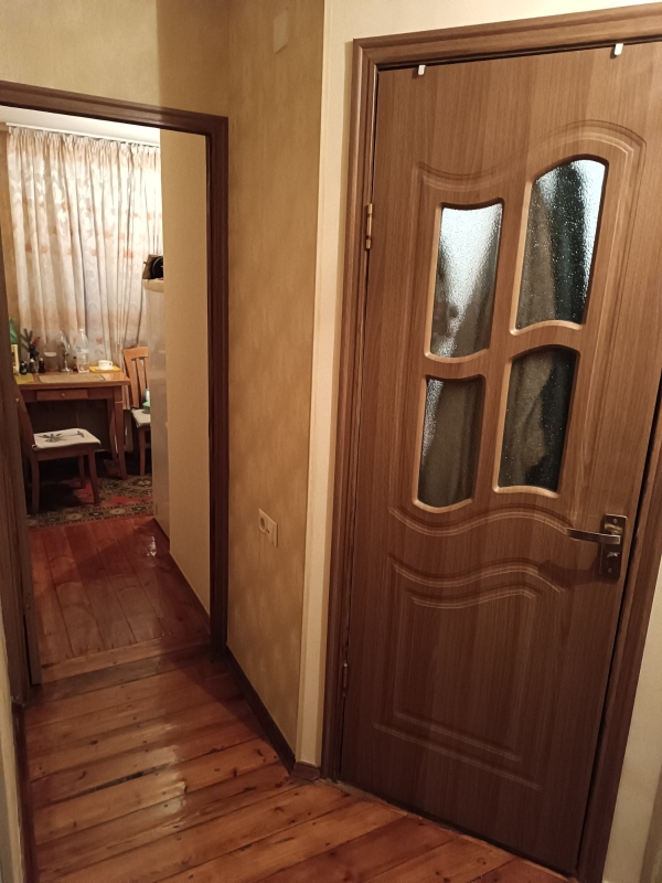 Продаю 2-к квартиру (48 м²) в Бишкеке