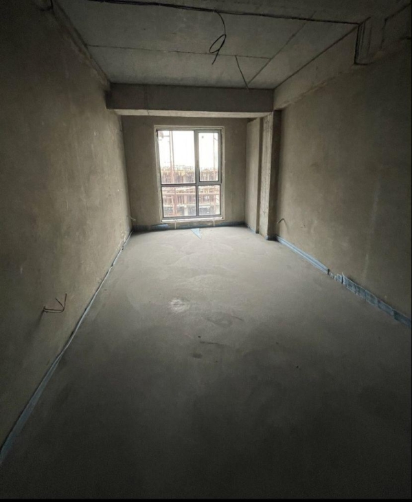 Продаю 2-к квартиру (77000 м²) в Бишкеке