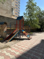 Продаю 5-к квартиру (187 м²) в Бишкеке