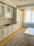 Сдаю 2-к квартиру (85 м²) в Бишкеке