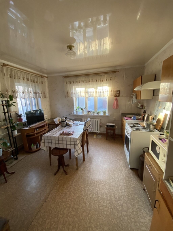 Продаю 5-к дом (85 м²) в Бишкеке