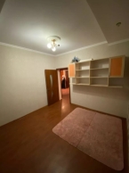 Продаю 3-к квартиру (62 м²) в Бишкеке