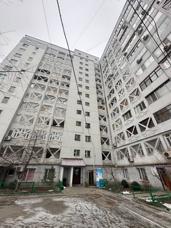 Продаю 1-к квартиру (34 м²) в Бишкеке