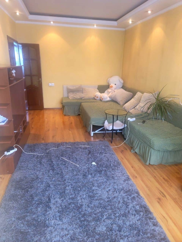 Сдаю 3-к квартиру (80 м²) в Бишкеке