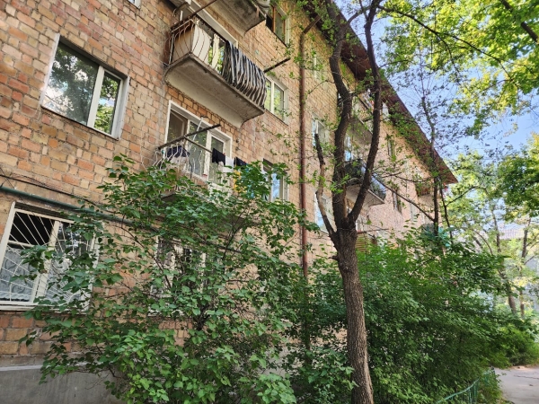 Продаю 3-к квартиру (55.1 м²) в Бишкеке