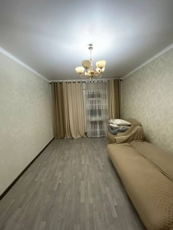 Продаю 1-к квартиру (32 м²) в Бишкеке
