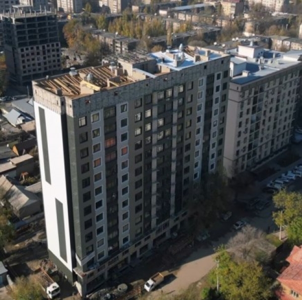 Продаю 1-к квартиру (41 м²) в Бишкеке