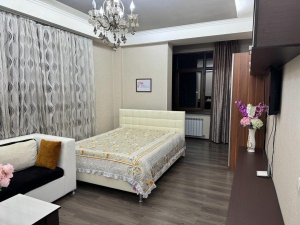 Сдаю 2-к квартиру (70 м²) в Бишкеке