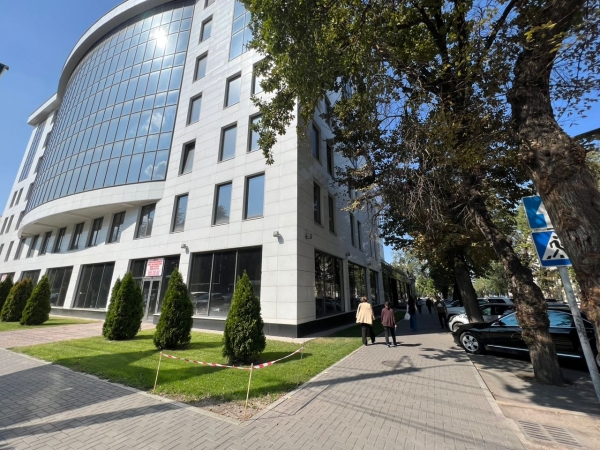 Сдаю 1-к офис (396 м²) в Бишкеке