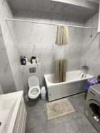 Продаю 2-к квартиру (51 м²) в Бишкеке