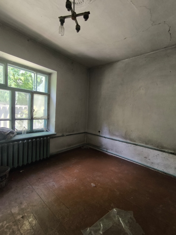 Продаю 4-к дом (65 м²) в Бишкеке
