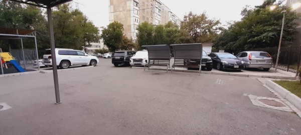 Продаю 3-к квартиру (128 м²) в Бишкеке