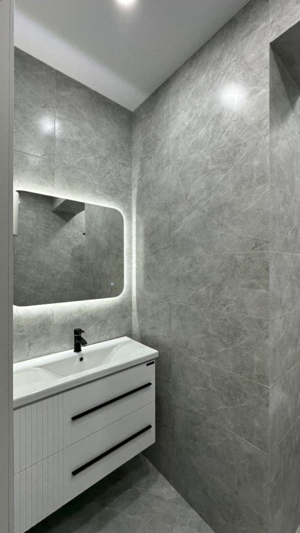 Продаю 2-к квартиру (55 м²) в Бишкеке