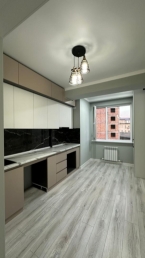 Продаю 2-к квартиру (55 м²) в Бишкеке