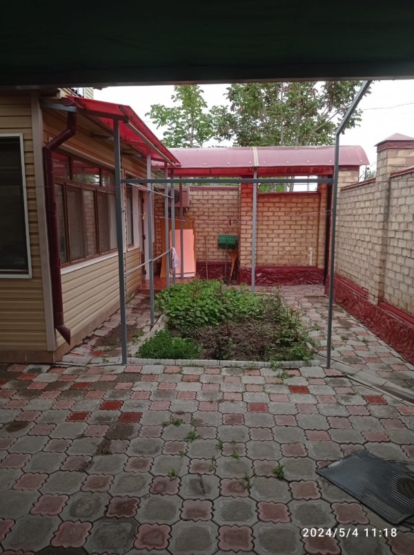 Продаю 5-к дом (190 м²) в Бишкеке