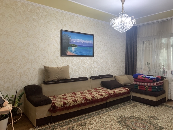 Продаю 3-к квартиру (62 м²) в Бишкеке
