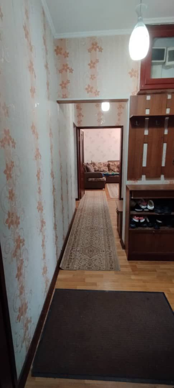 Продаю 3-к квартиру (84 м²) в Бишкеке