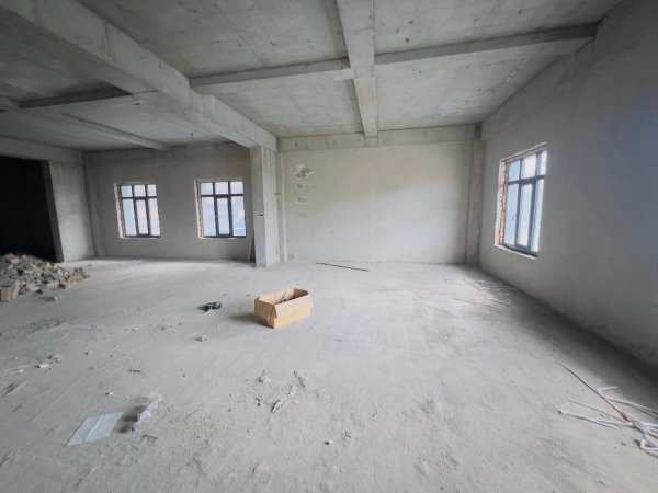 Продаю 1-к помещение (154 м²) в Бишкеке