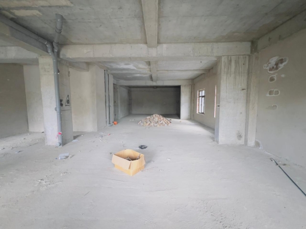 Продаю 1-к помещение (154 м²) в Бишкеке