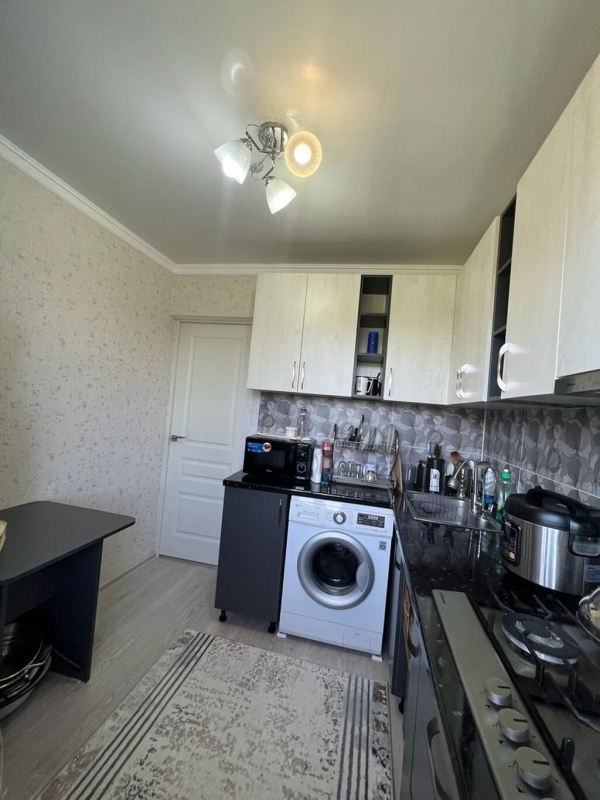 Продаю 2-к квартиру (45 м²) в Бишкеке