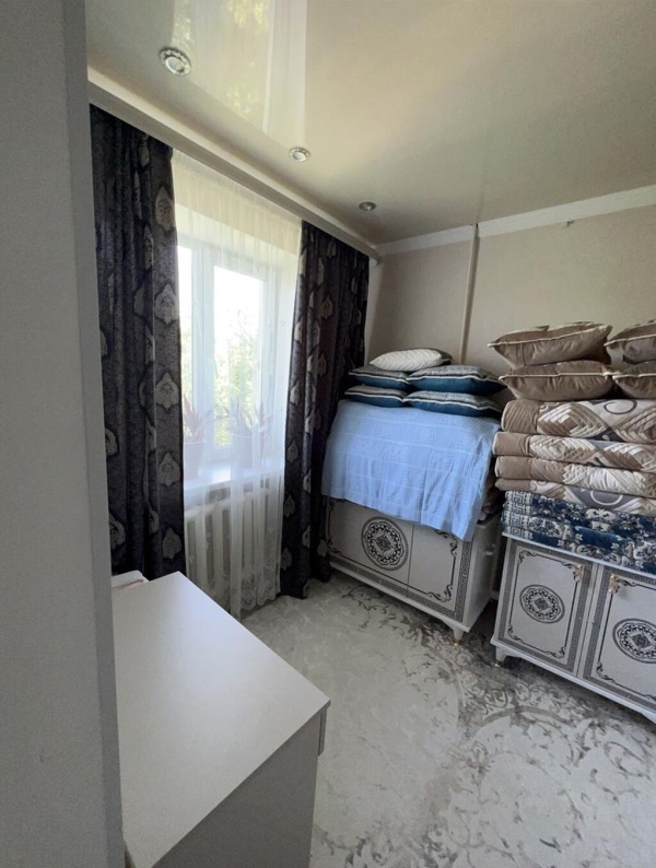 Продаю 2-к квартиру (45 м²) в Бишкеке
