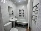 Продаю 2-к квартиру (45 м²) в Бишкеке