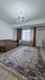 Продаю 2-к квартиру (69 м²) в Бишкеке