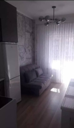 Продаю 1-к квартиру (41 м²) в Бишкеке