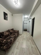 Продаю 1-к квартиру (30 м²) в Бишкеке