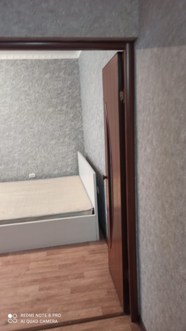 Продаю 1-к квартиру (45 м²) в Бишкеке