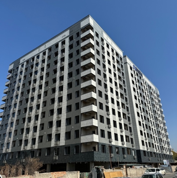 Продаю 2-к квартиру (76 м²) в Бишкеке