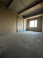 Продаю 2-к квартиру (76 м²) в Бишкеке