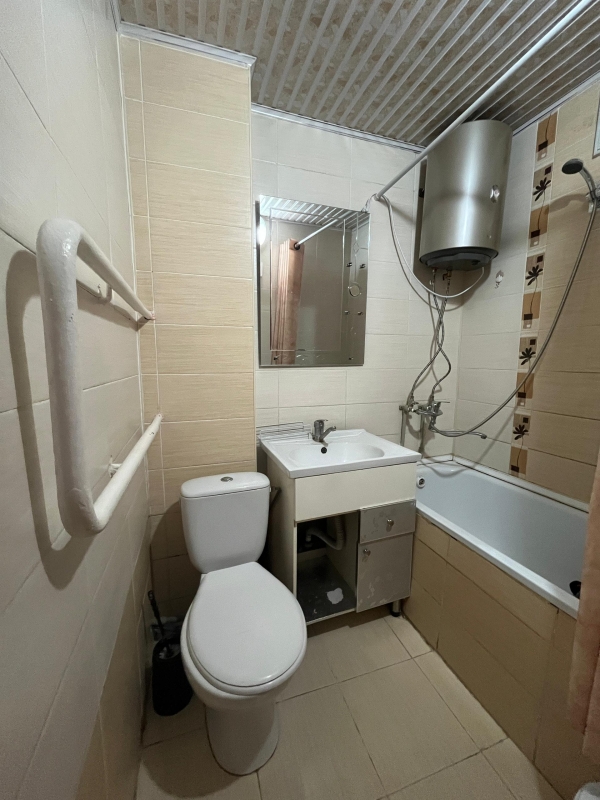 Продаю 3-к квартиру (58 м²) в Бишкеке