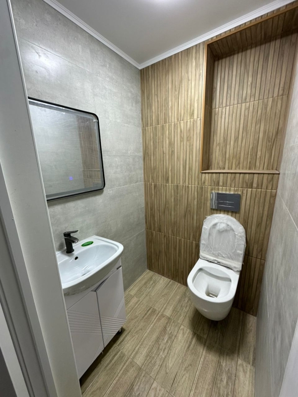 Продаю 2-к квартиру (68 м²) в Бишкеке