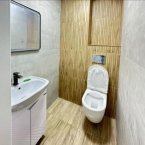 Продаю 2-к квартиру (92000 м²) в Бишкеке