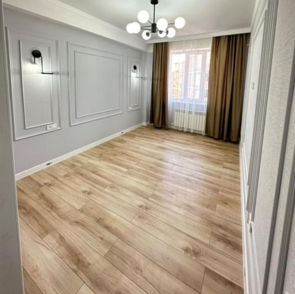 Продаю 2-к квартиру (92000 м²) в Бишкеке