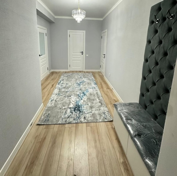 Продаю 2-к квартиру (92000 м²) в Бишкеке