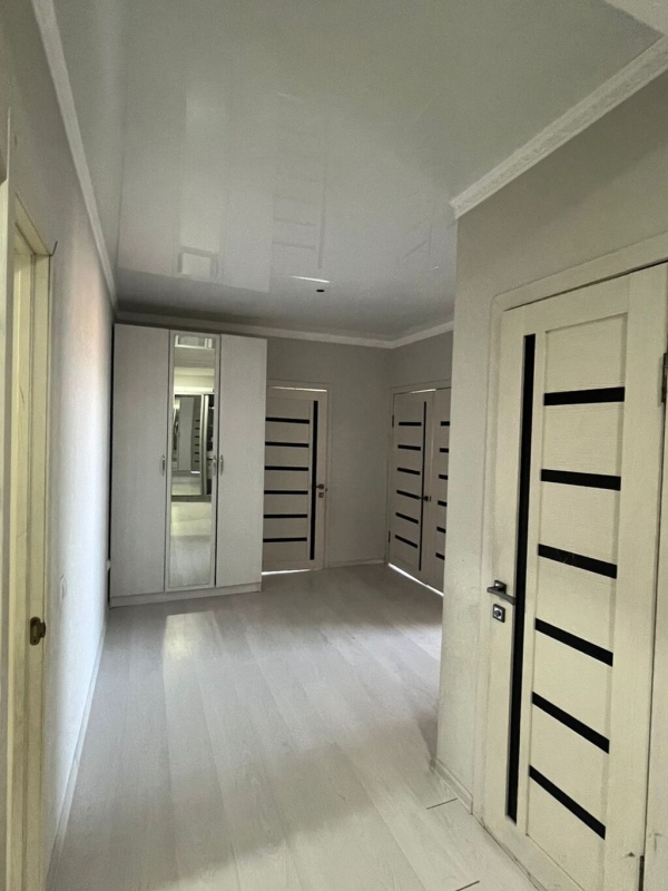 Продаю 2-к квартиру (71 м²) в Бишкеке